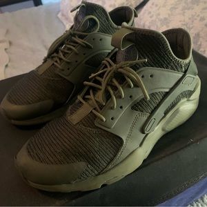 Nike Air Huarache Run Ultra Se